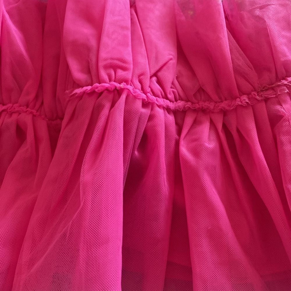 HOT PINK TULLE TANK TOP - Picture 6 of 6